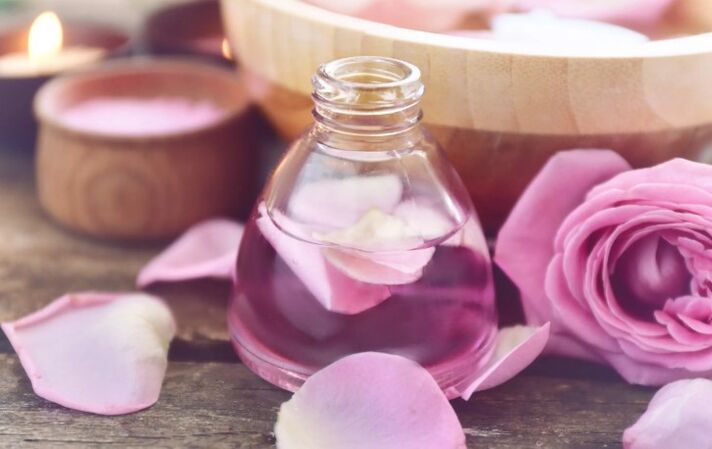 Lotion from rose petals